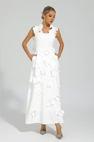 Elina – Weißes Maxikleid mit 3D-Blumen und Volantärmeln - Cecile Lavelle