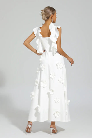 Elina – Weißes Maxikleid mit 3D-Blumen und Volantärmeln - Cecile Lavelle
