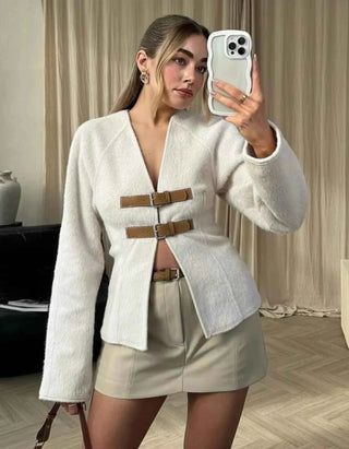 Leonie – Taillierter Damen Strick-Cardigan mit Schnallenverschluss