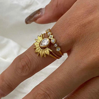 Nora – Damenring-Set mit Kristallfassung und Sonnenstrahlen-Design