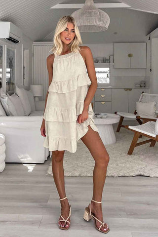 Lina – Stufenkleid aus Baumwolle in Naturweiß