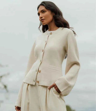 Oversize Strickjacke mit Knopfleiste