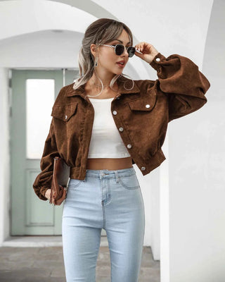 Kurze Jacke im Oversize-Stil