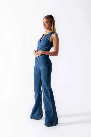 Jeans-Overall mit Rückenausschnitt