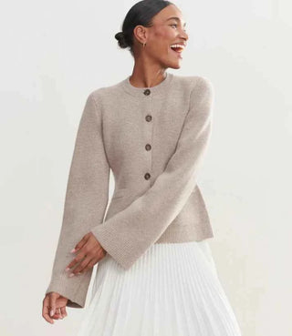 Oversize Strickjacke mit Knopfleiste