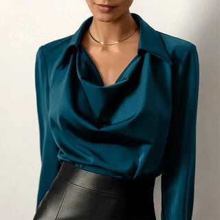 Bluse mit Carmenausschnitt