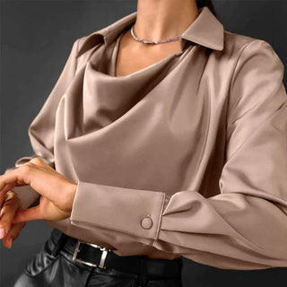 Bluse mit Carmenausschnitt