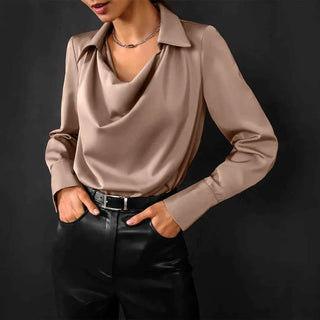 Bluse mit Carmenausschnitt