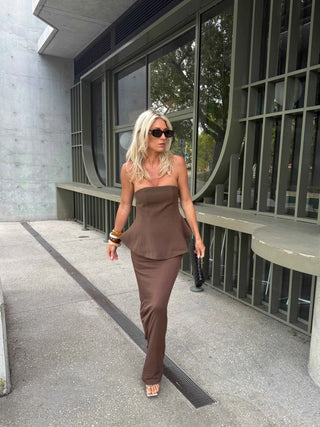 Strapless Maxi-Kleid mit Taillenschlitz