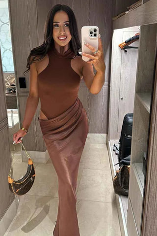 Rückenfreies Cut-Out-Maxikleid