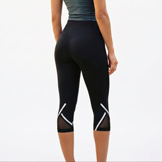 Hochtaillierte Capri-Leggings mit Bequemer Stretch-Passform-Women’s Activewear-Cecile Lavelle-Cecile Lavelle