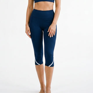 Hochtaillierte Capri-Leggings mit Bequemer Stretch-Passform-Women’s Activewear-Cecile Lavelle-Marineblau-S-Cecile Lavelle