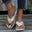 Beige (vaaleanruskea)