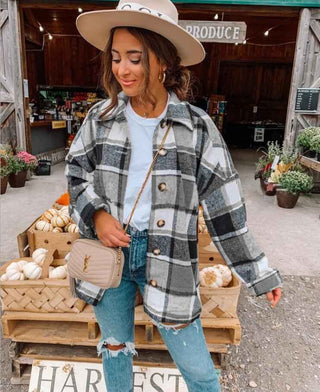 Kurz geschnittener Cardigan im Oversize-Look