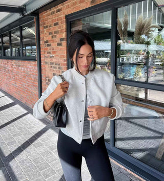 Bomberjacke im Oversize-Stil