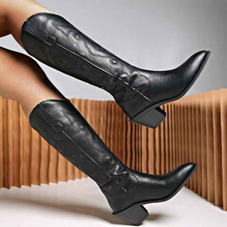 Klassische Cowboystiefel