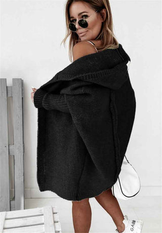 Oversize Strickjacke mit Kapuze