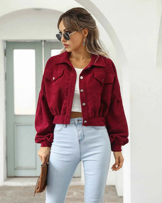 Kurze Jacke im Oversize-Stil