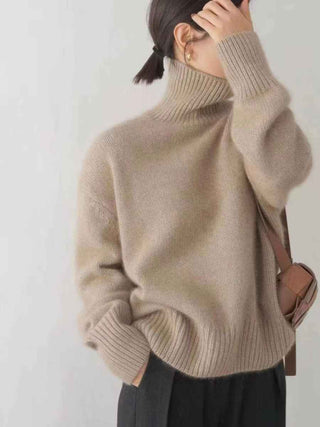 Gerippter Pullover mit Streifen