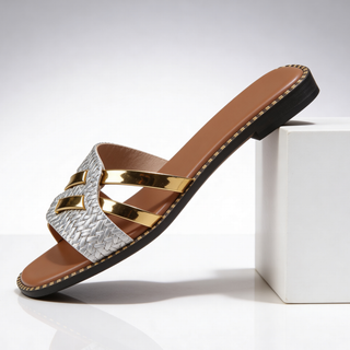 Pantoletten Damen flach mit Riemen und Nieten-Cecile Lavelle-Silber-36-Cecile Lavelle