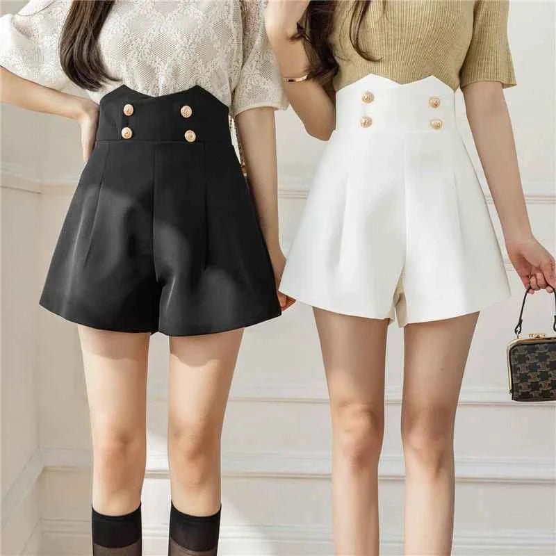 Alina – Elegant High Waist Shorts with Decorative Buttons and A-Line Cut