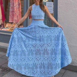 Amara – Zweiteiliges Sommer - Set mit Cut - out - Stickerei und Maxi - Rock - Cecile LavelleWeiß