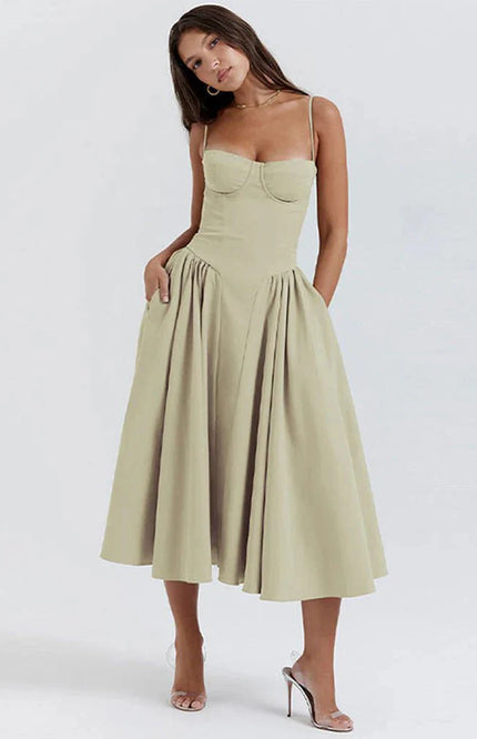 Clara – Robe midi avec haut corset, bretelles spaghetti et jupe évasée