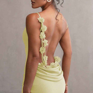 Amélie – Rückenfreies Maxikleid mit floraler Verzierung - Cecile LavelleGelb