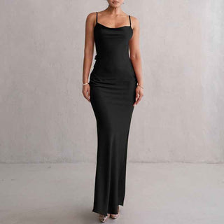 Amélie – Rückenfreies Maxikleid mit floraler Verzierung - Cecile LavelleSchwarz