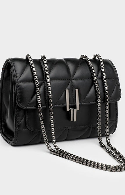 Valeria – Stepp-Schultertasche aus Kunstleder mit Metallkette