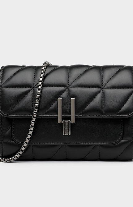 Valeria – Stepp-Schultertasche aus Kunstleder mit Metallkette