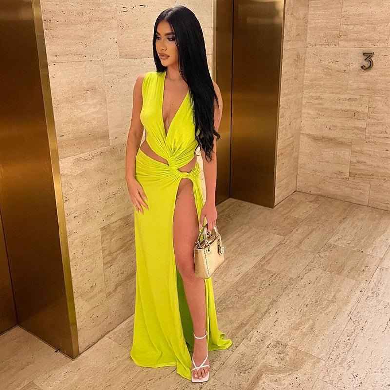 Ava – Maxi dress with leg slit & wrap effect