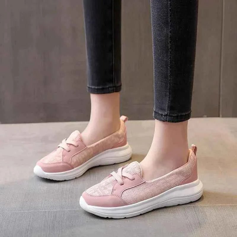 Comfortable Low Shoes for Women