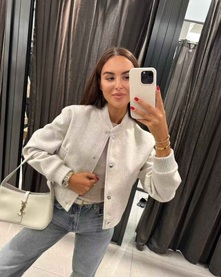 Bomberjacke im Oversize - Stil - Cecile LavelleSchwarz