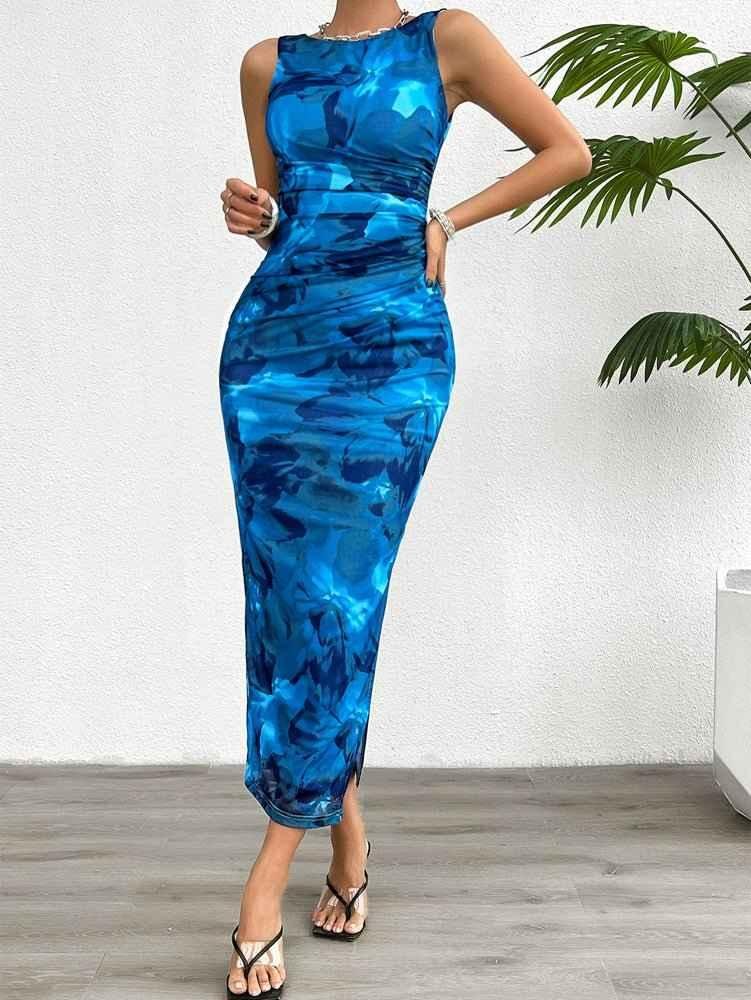 Camila – Figure-hugging midi dress with watercolor print and satin look