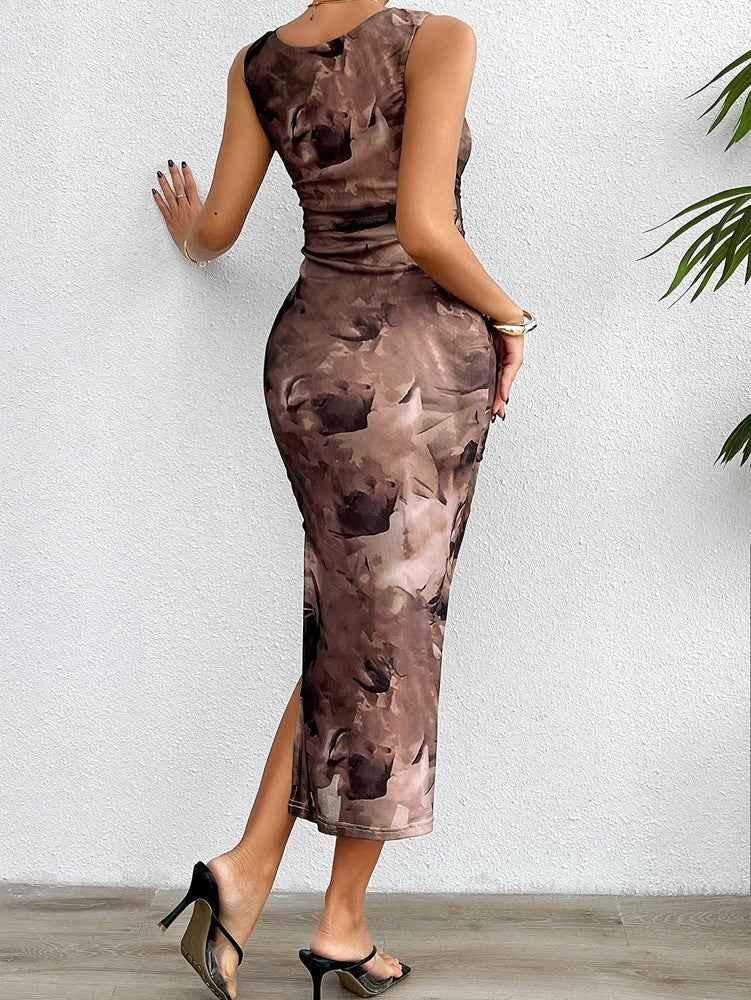 Camila – Figure-hugging midi dress with watercolor print and satin look
