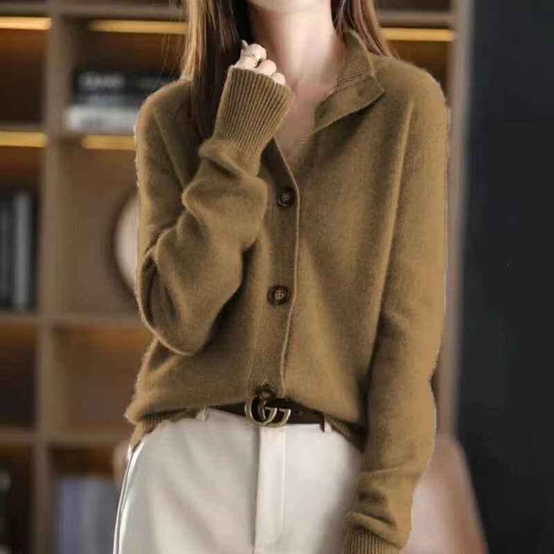 Cardigan with buttons