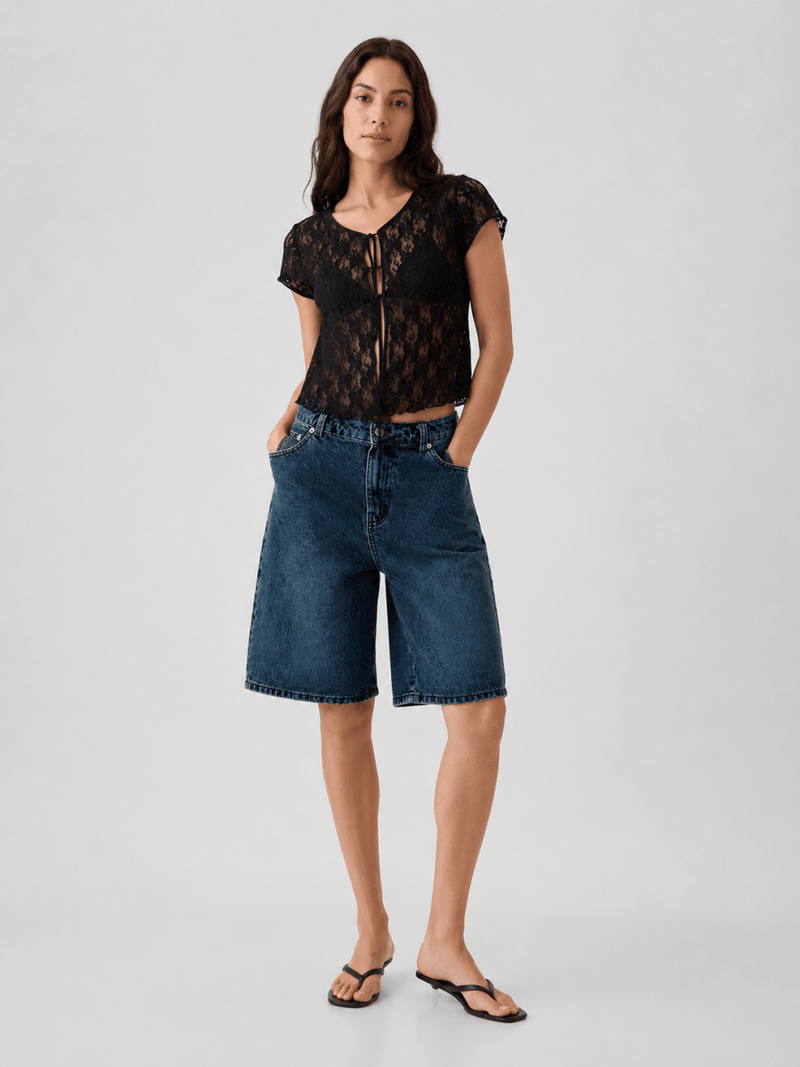 Women's denim Bermuda shorts with wide legs
