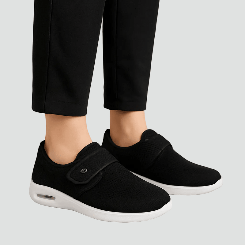 Women's sneakers with comfort sole and Velcro fastener
