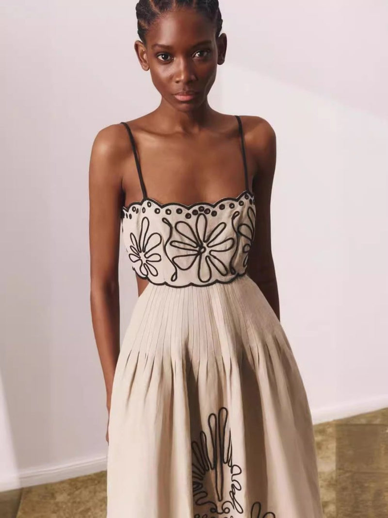 Elegant maxi dress with spaghetti straps