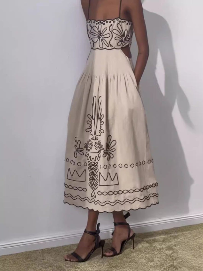 Elegant maxi dress with spaghetti straps