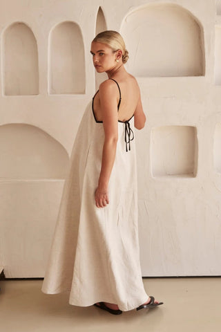 Elegantes Sommer langes Kleid mit Spaghettiträgern - Cecile LavelleCreme