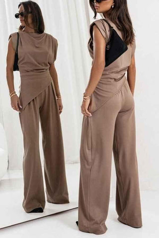 Elena – Ärmelloser Zweiteiler mit Drapierung und weitem Bein - Cecile LavelleBraun