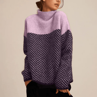 Elina – Damen Pullover mit Zickzackmuster & Stehkragen - Cecile LavelleLila