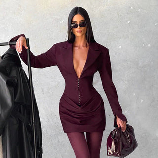 Figurbetontes Blazer Minikleid mit Tiefem Ausschnitt - Cecile LavelleSchwarz