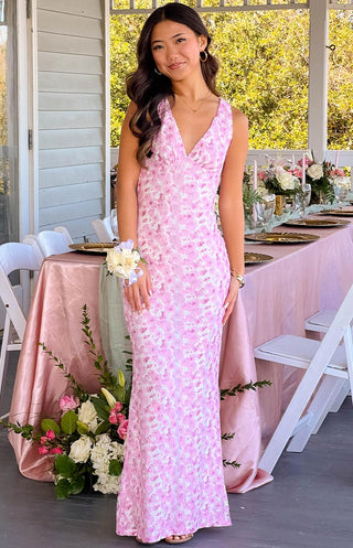 Figurbetontes Florales Maxi Kleid Mit V - Ausschnitt - Cecile LavelleRosa