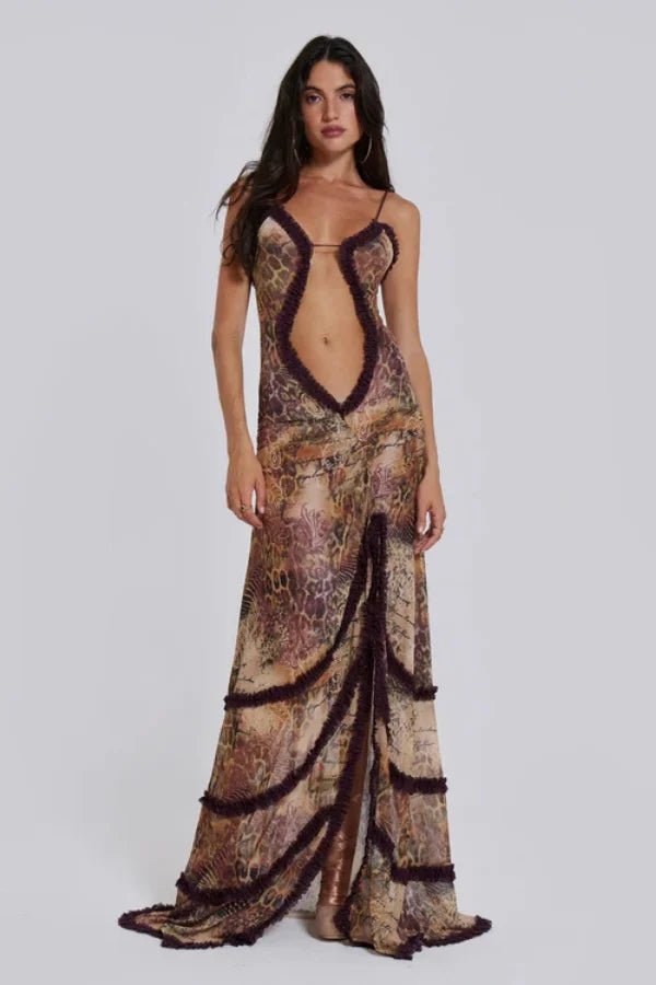 Figure-hugging maxi dress with cut-out and leg slit