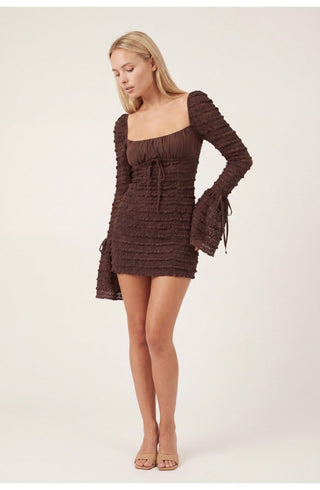Figurbetontes Party Mini Kleid Mit Langen Ärmeln - Cecile LavelleBraun