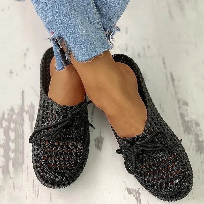 Woven women's mules are breathable summer slippers