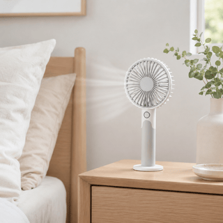 Handventilator tragbar USB mit Standfuß - Cecile LavelleGelb